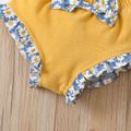2pcs Baby Girl Allover Daisy Floral Print Denim Spliced Corduroy Ruffle Trim Tan Crop Top and Shorts Set Multi-color