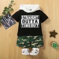 2pcs Baby Boy 95% Cotton Short-sleeve Letter Print Contrast Hooded Tee and Camouflage Shorts Set Black image 1