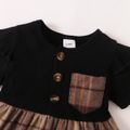 2pcs Baby Girl 95% Cotton Ribbed Ruffle Short-sleeve Splicing Plaid Button Up Dress with Headband Set Black image 4