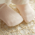 طفل / طفل رضيع القوس الديكور الحرير تصميم الجوارب الصلبة بسط أبيض image 2