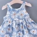 2pcs Baby Girl All Over Daisy Floral Print Bowknot Sleeveless Tank Dress with Hat Set Blue image 4