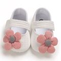 Baby / Toddler Girl Pretty 3D Floral Decor Velcro Shoes White
