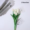 Paquete de 2/paquete de 5 tulipanes flores artificiales pu toque real tulipanes falsos flores para mesa oficina boda comedor decoración del hogar Blanco image 1