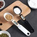 Electronic Measuring Spoon Digital Spoon Scale Kitchen Electronic Weighing Spoon with Display Measurements White image 2