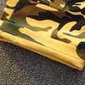 2pcs Toddler Boy Trendy Letter Camouflage Print Bag Design Tee and Shorts Set Black