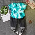 2pcs Toddler Boy Playful Denim Jeans Pants and Letter Print Tie Dyed Tee Set Color block