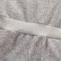 طفلة صغيرة بلون جيب تصميم فستان سروال قصير مقنع بأكمام طويلة الفضة image 5