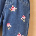 بنطلون جينز بقصة مستقيمة بطبعة زهور وردية أزرق image 5