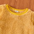 2pcs Baby Girl Solid Long-sleeve Fleece Romper and Shoulder Bag Set Yellow