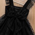 فستان بناتي صغير منقطة برقبة مربعة بفيونكة شبكية تصميم كامي أسود image 3