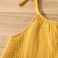 2pcs Toddler Girl Bowknot Design Camisole and Floral Prrint Shorts Set Yellow