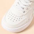 حذاء رياضي للأطفال الصغار / الأطفال مبطنة بالفلكرو بلون نقي أبيض image 3
