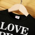 Conjunto de 2 peças de camiseta de manga curta com estampa de letra de menina para criança e shorts de design de laço com estampa de leopardo Preto