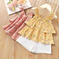2pcs Toddler Girl Floral Print Bowknot Design Layered Camisole and Textured White Shorts Set Yellow