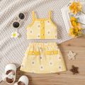 2pcs Baby Girl Pearl Button Detail Allover Daisy Print Gingham Cami Top and Skirt Set Yellow image 1