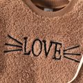 3pcs Kid Girl Letter Cat Embroidered Teddy Fleece Sweatshirt & Pants and Crossbody Bag Set Coffee