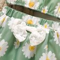 2pcs Baby Girl Allover Daisy Floral Print Green Flutter-sleeve Crop Top and Lace Bowknot Skirt Set Green