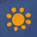 طقم تي شيرت وسراويل قصيرة مطرزة بالشمس للأطفال من قطعتين أزرق image 4