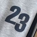 2pcs Kid Boy Number Print Colorblock Raglan Sleeve Sweatshirt and Elasticized Pants Set DeepBlue