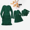 Mommy and Me Dark Green Cotton Rib Knit V Neck Long-sleeve Bodycon Dress blackishgreen image 1