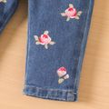 بنطلون جينز بقصة مستقيمة بطبعة زهور وردية أزرق image 2