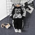 2pcs Baby Boy Letter Print Spliced Long-sleeve Hoodie and Sweatpants Set Black image 1