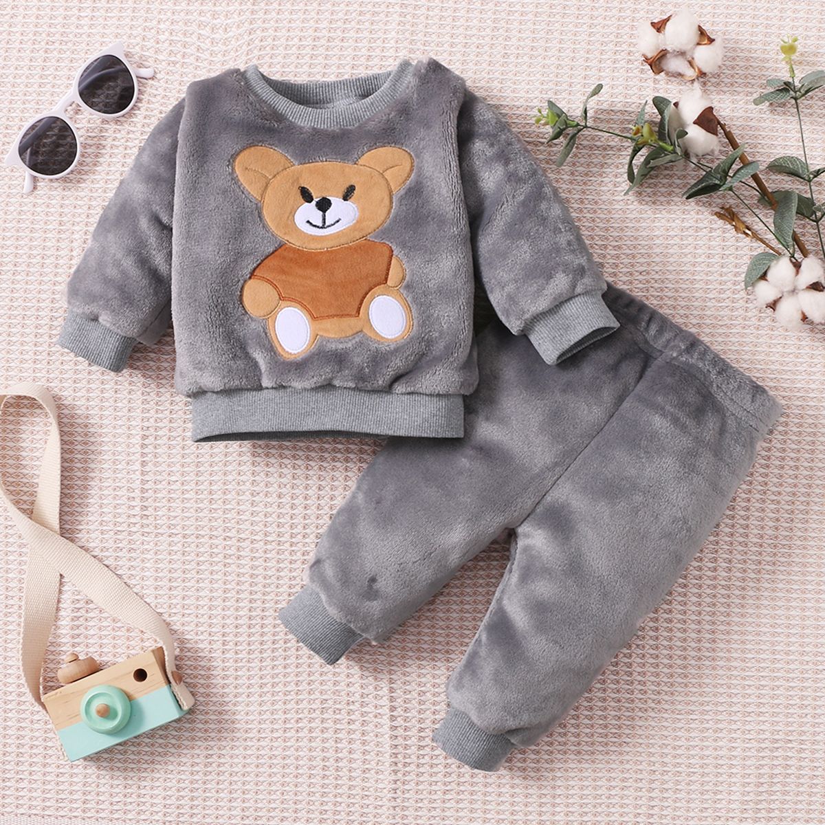 teddy bear embroidered moletom com capuz