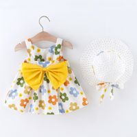 2pcs Baby Girl Allover Floral Print Sleeveless Bowknot Dress with Hat Set