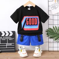 2pcs Toddler Boy Trendy Letter Print Tee and Buckle Design Cargo Shorts Set