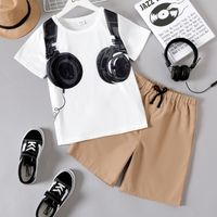 2pcs Kid Boy Headphone Print Short-sleeve White Tee and Khaki Shorts Set