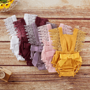Baby Girl 95% Cotton Crepe Lace and Bowknot Decor Sleeveless Romper