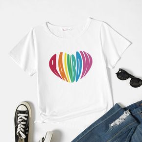 Women Graphic Heart-shaped and Letter Print Round-collar Short-sleeve Tee