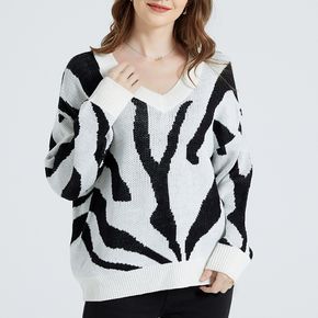 Two Tone V Neck Long-sleeve Knit Sweater