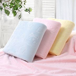 Cute Bear Embossed Towel Washcloth Absorbent Bath Towel Ultra Soft and Gentle Microfiber Face Towel Bath Towel