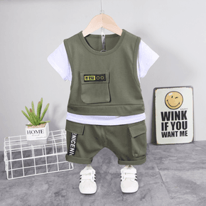 2pcs Toddler Boy Trendy 100% Cotton Letter Print Faux-two Pocket Design Tee and Shorts Set