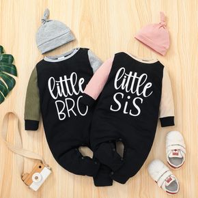 2 Stück Baby Jungen/Mädchen Buchstabendruck Colorblock Spleißen Langarm Overall mit Hut Set