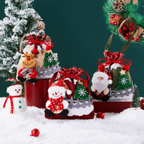 Sacos de Natal com cordão e saquinhos de doces para lembrancinhas de festa de casamento de Natal
