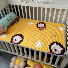100% Cotton Cartoon Print Portable Diaper Waterproof Foldable Changing Pad Travel Diaper Change Mat Lightweight Changing Pads for Baby