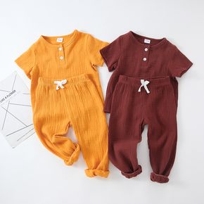 2-piece Toddler Boy/Girl Button Design Short-sleeve Tee and Elasticized Solid Color Pants Set