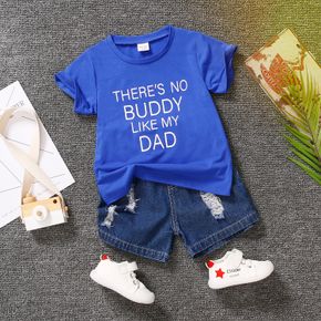 Vatertag 2pcs Kleinkind Jungen trendige zerrissene Jeansshorts und T-Shirt mit Buchstabendruck