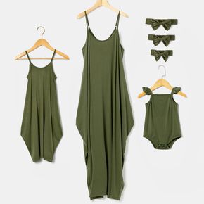 Mosaic Solid Sleeveless Matching Dark Green/Apricot Midi Sling Dresses