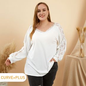 Damen Plus Size Elegantes V-Ausschnitt Spitzenbesatz Langarm Weiß T-Shirt