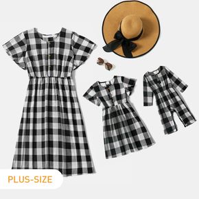 100% Cotton Black and White Plaid Print Short-sleeve Midi Dress for Mom and Me