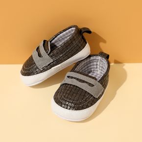 Baby / Kleinkind dunkelgrau geflochtene Prewalker-Schuhe