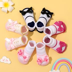 2 unidades de meias de bebê com decoração em laço para bebê