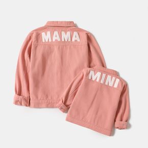 Letter Patch Light Pink Long-sleeve Denim Jackets for Mom and Me