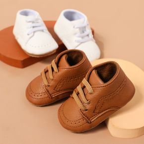 Sapatos pré-andador de malha respirável de bebê / criança com sola macia e sola macia