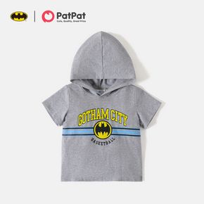 تي شيرت باتمان للأولاد الصغار مطبوع عليه حروف وأكمام قصيرة من القطن باللون الرمادي