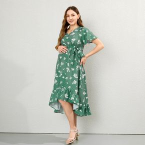 Maternity Floral and Polka Dots Print V-neck Short-sleeve Dress