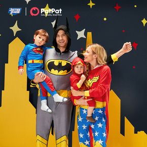 liga da justiça família combinando super-heróis macacões de pijama
